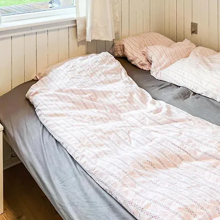 Holiday home 4 Bedroom Gorgeous In